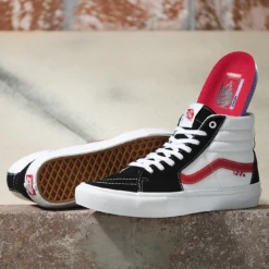 Vans Skate Sk8-Hi Athletic Black/ Red -Ski Apparatuur Winkel Vans Skate Sk8 Hi Athletic Black Red 6