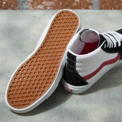 Vans Skate Sk8-Hi Athletic Black/ Red -Ski Apparatuur Winkel Vans Skate Sk8 Hi Athletic Black Red 8