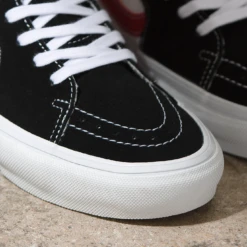 Vans Skate Sk8-Hi Athletic Black/ Red -Ski Apparatuur Winkel Vans Skate Sk8 Hi Athletic Black Red 91