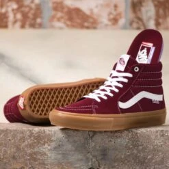 Vans Skate Sk8-Hi Port/Gum -Ski Apparatuur Winkel Vans Skate Sk8 Hi Port Gum Overview