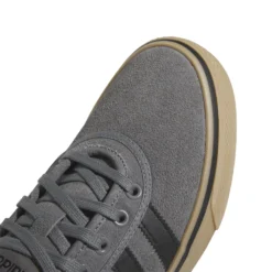 ADIDAS Adiease Grey Four / Core Black / Gum -Ski Apparatuur Winkel adidas adiease grey four core black gum tip