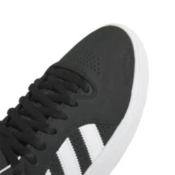 ADIDAS Tyshawn Core Black/ White Gold/ Gold Melange -Ski Apparatuur Winkel adidas tyshawn core black white gold gold melange tip