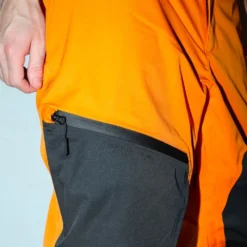 Zip Pants Orange -Ski Apparatuur Winkel beyond medals zip pants orange close2