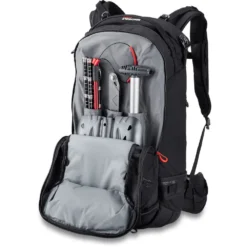 Dakine Poacher RAS 26L Backpack Black -Ski Apparatuur Winkel dakine poacher ras 26l backpack black open