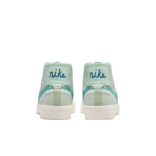 Blazer Court Mid Premium Barely Green/Barely Green/Sail/Boarder Blue - Afbeelding 2