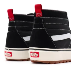 Vans SK8-Hi MTE-1 Black/True White -Ski Apparatuur Winkel vans sk8hi mte1 blacktrue white 3