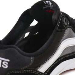 Vans Wayvee Black/White -Ski Apparatuur Winkel vans wayvee blackwhite inside